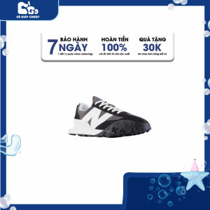 giày được thiết kế hai mảng riêng biệt