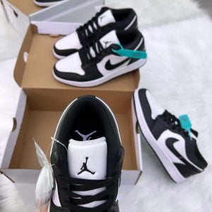 Thời trang panda đen trắng